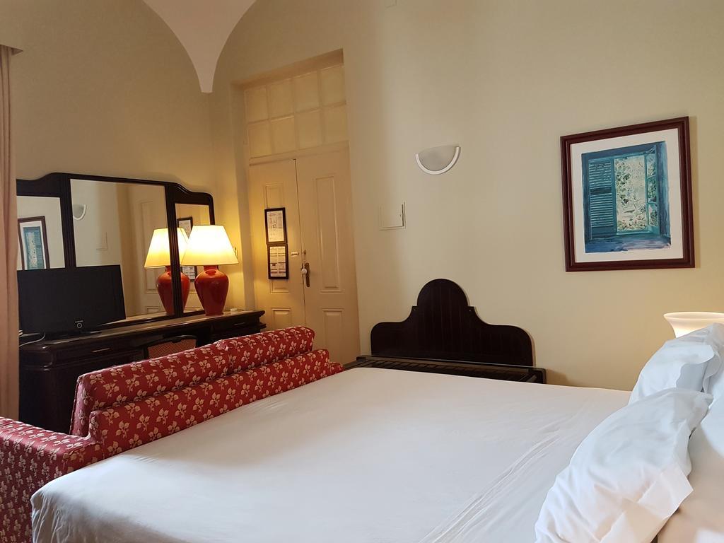 Hotel De Моура Екстериор снимка