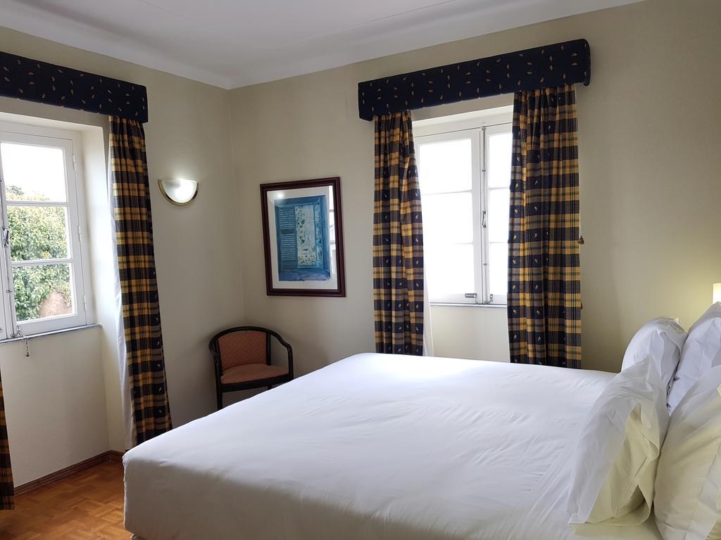 Hotel De Моура Екстериор снимка