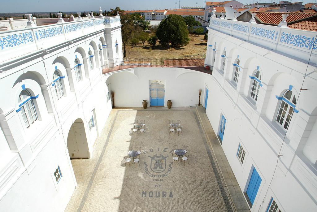 Hotel De Моура Екстериор снимка